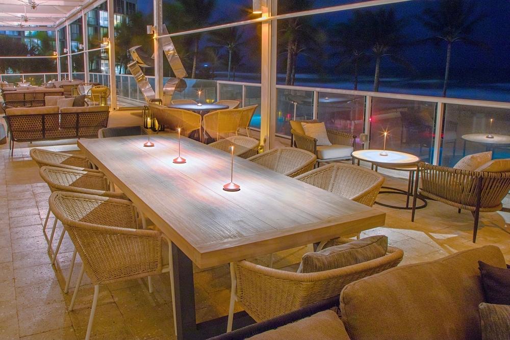 Boca Beach Club, A Waldorf Astoria Resort Бока-Ратон Экстерьер фото