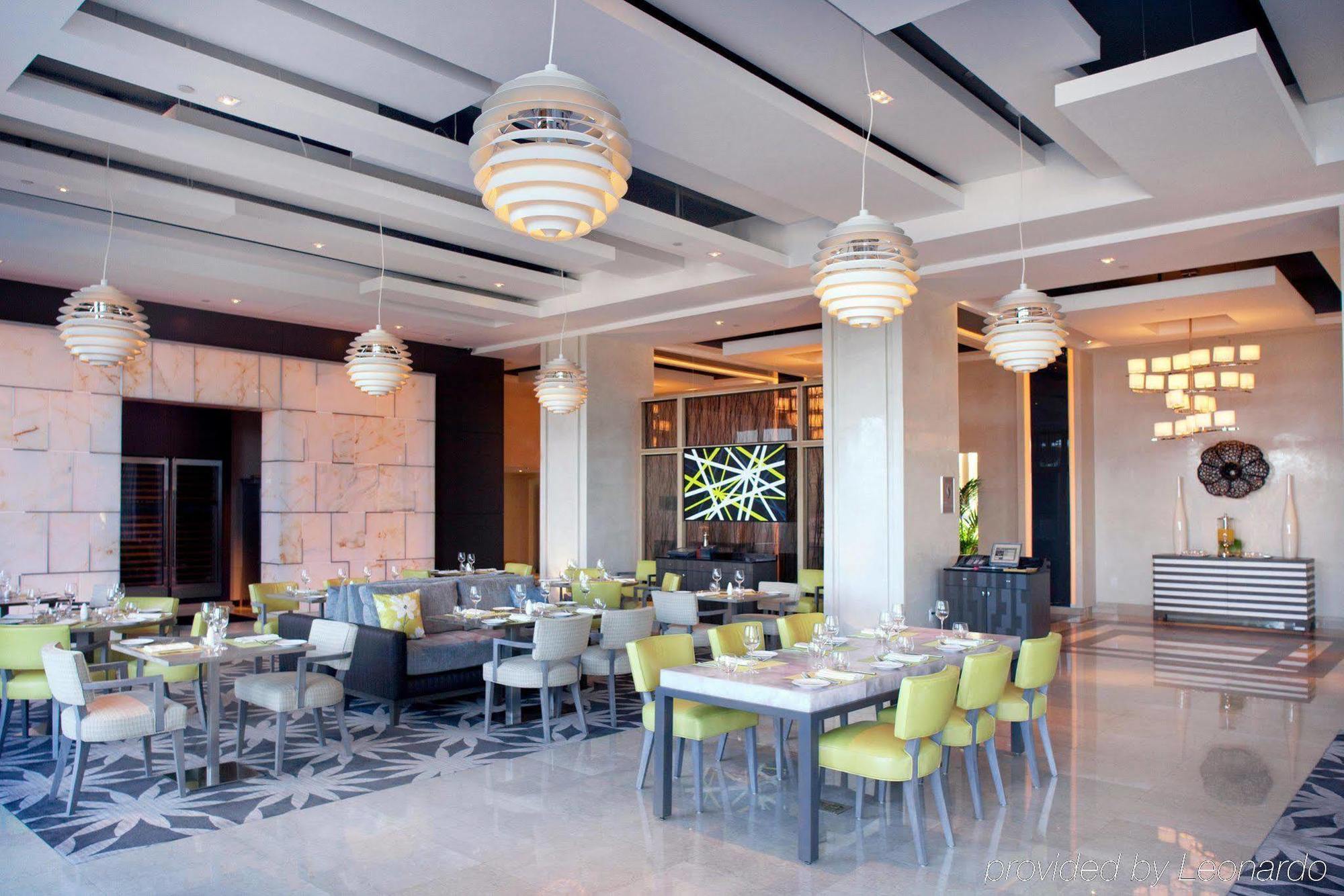 Boca Beach Club, A Waldorf Astoria Resort Бока-Ратон Ресторан фото